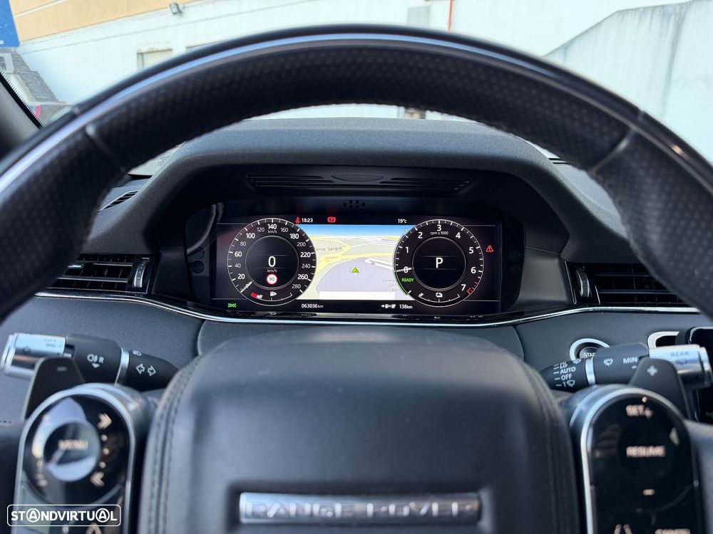 Land Rover Range Rover Evoque P300e R-Dynamic SE - 14