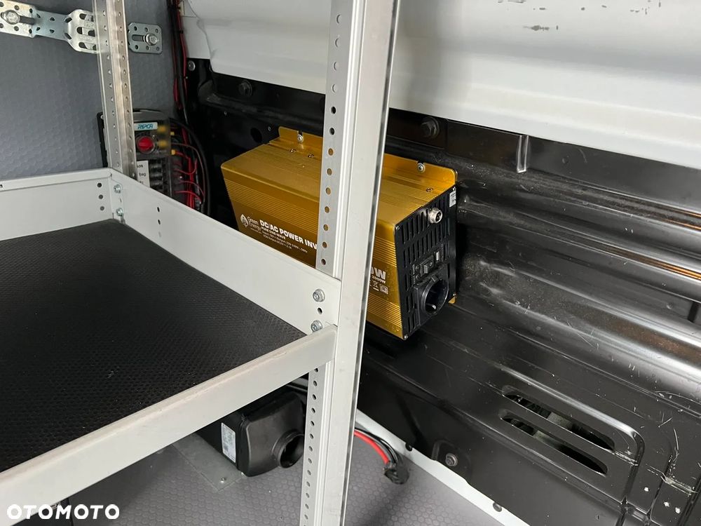 Renault Trafic Warsztat Sortimo - 20