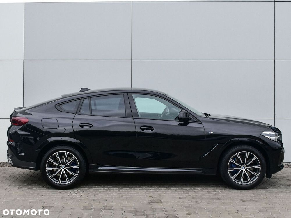 BMW X6 xDrive30d mHEV - 8