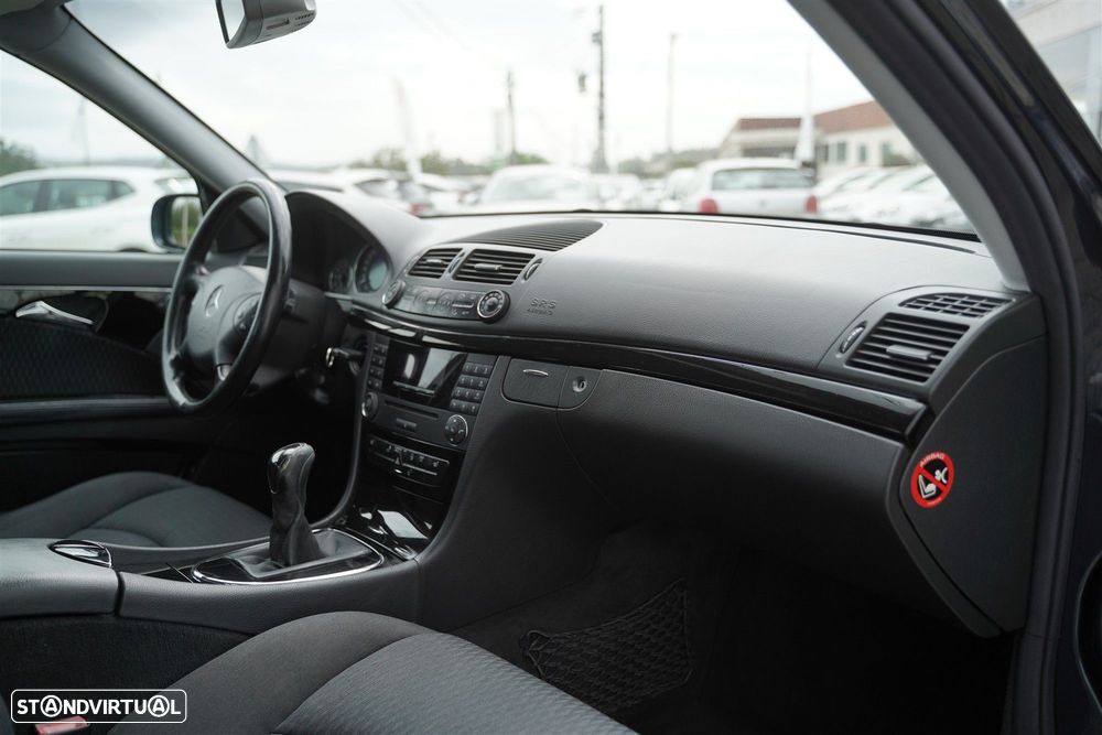 Mercedes-Benz E 220 CDi Elegance - 28