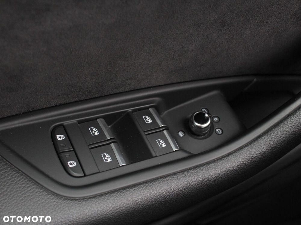 Audi A4 Limousine - 40