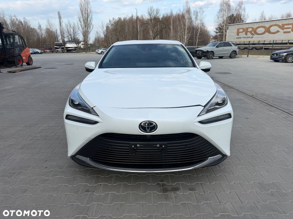 Toyota Mirai - 2