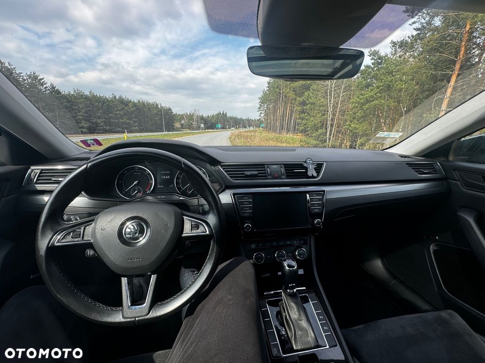 Skoda Superb 1.6 TDI Active DSG - 16