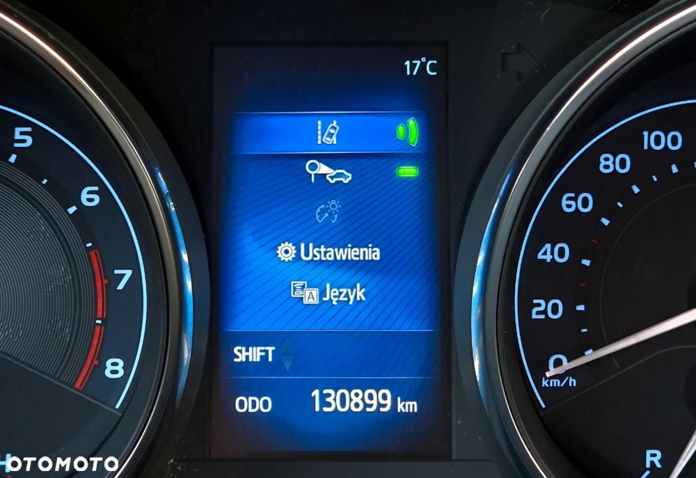 Toyota Auris 1.6 Premium - 32