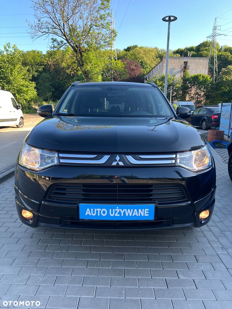 Mitsubishi Outlander 2.2 DID Intense - 2