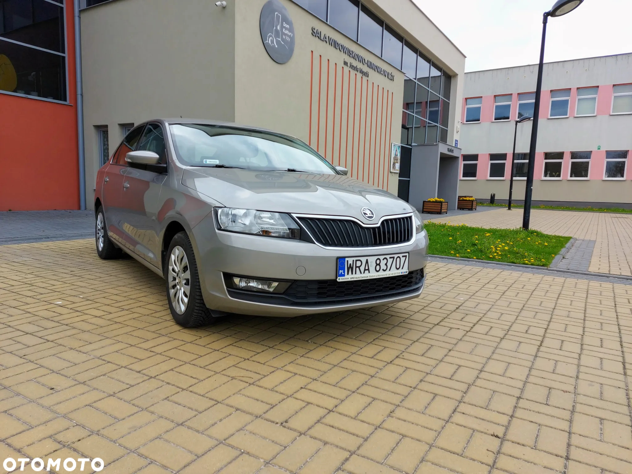 Skoda RAPID 1.0 TSI Ambition - 2