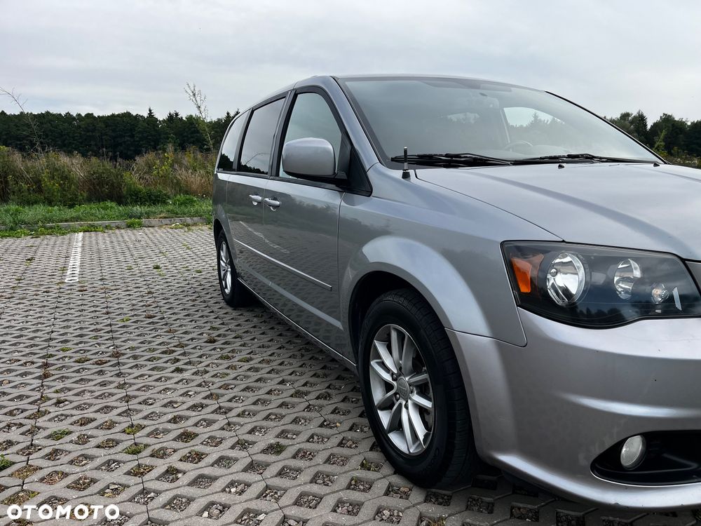 Dodge Grand Caravan 3.6 R/T - 10