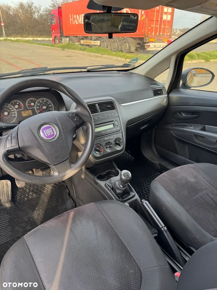 Fiat Punto - 8