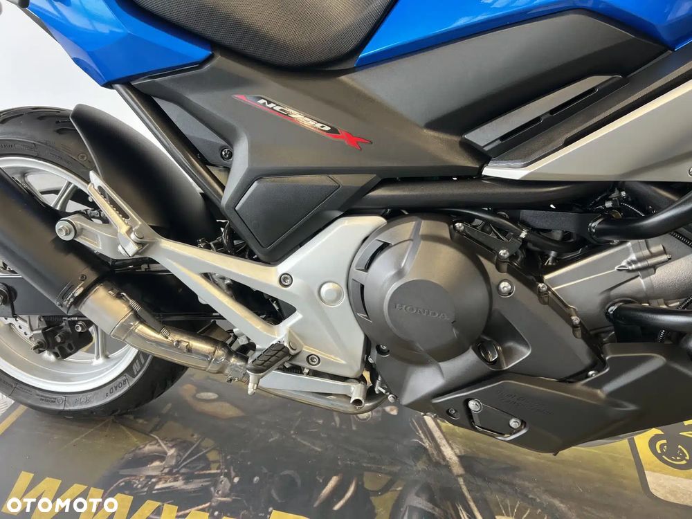 Honda NC - 27
