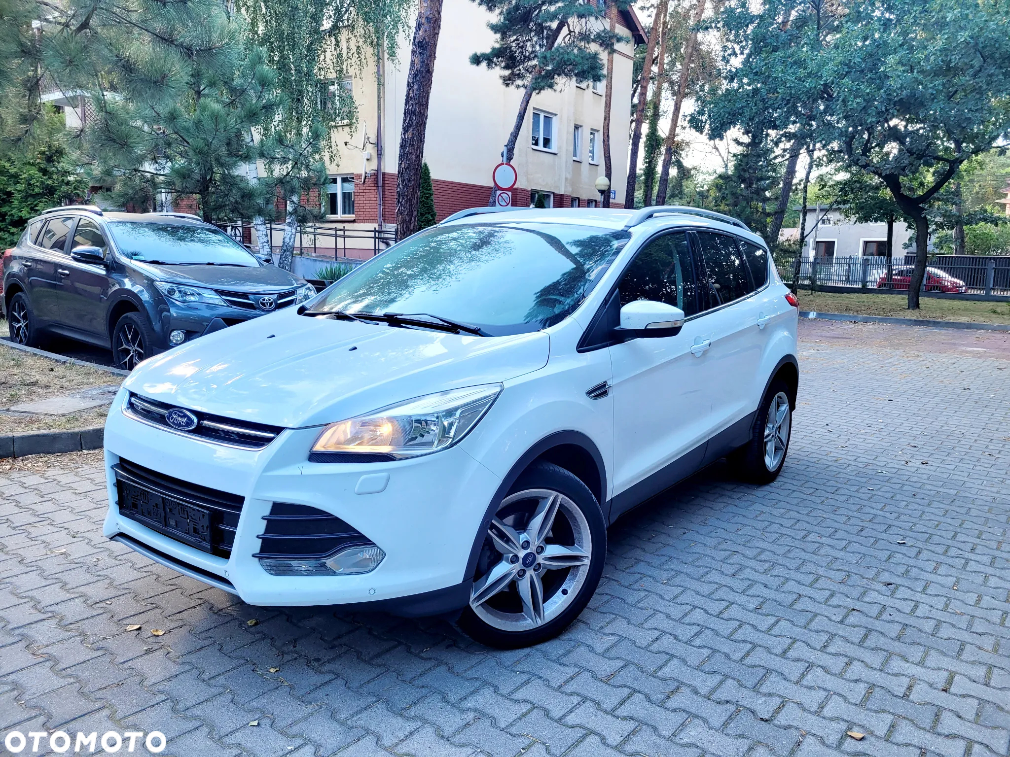 Ford Kuga - 5