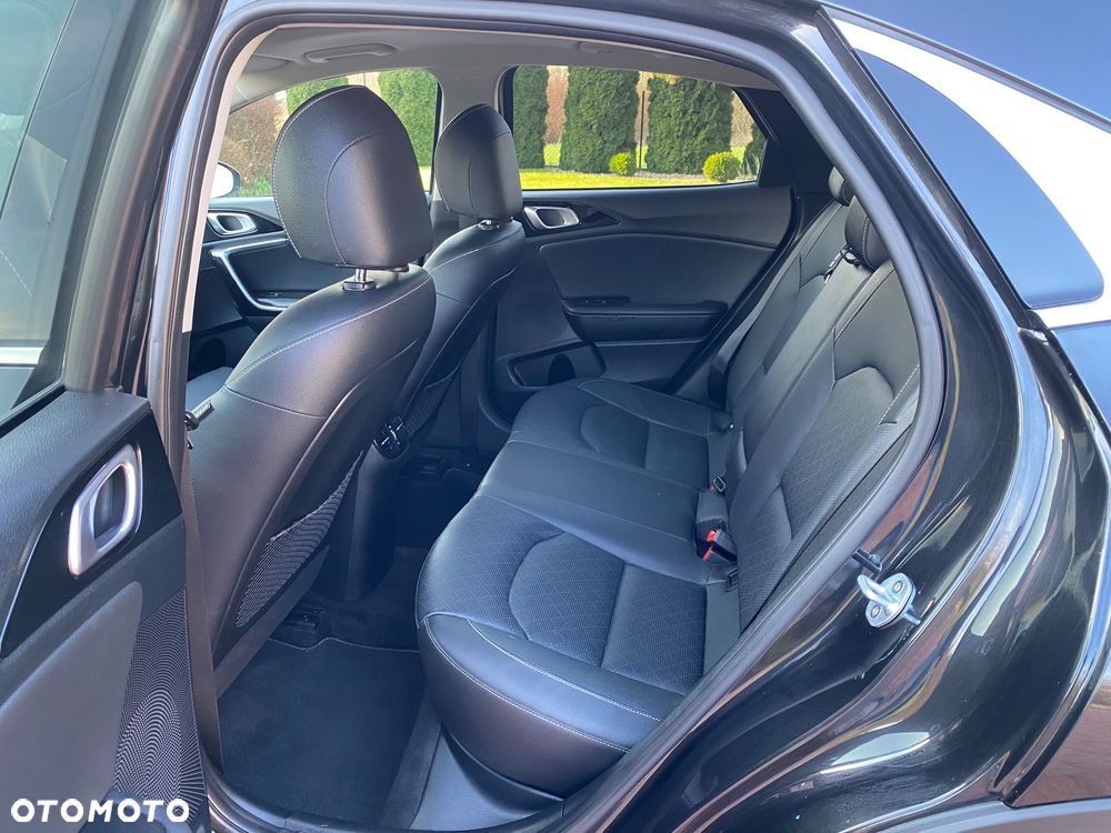 Kia XCeed 1.6 T-GDI OPF DCT7 PLATINUM - 15