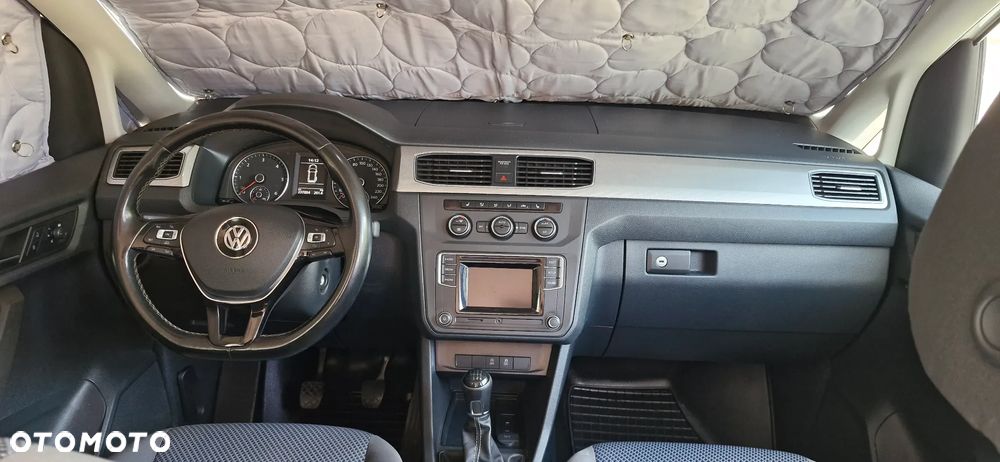 Volkswagen Caddy 2.0 California - 29
