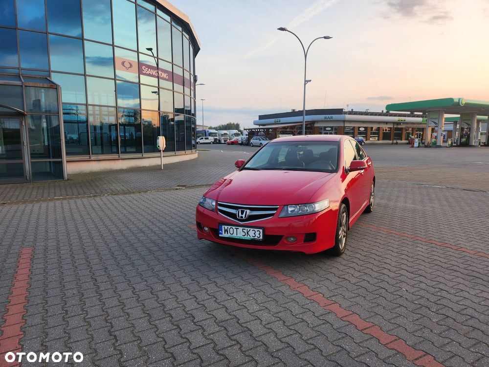 Honda Accord 2.0 Executive - 11