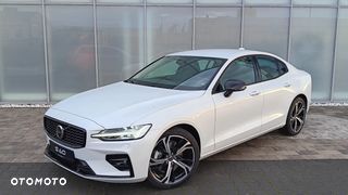 Volvo S60 B4 B Plus Dark