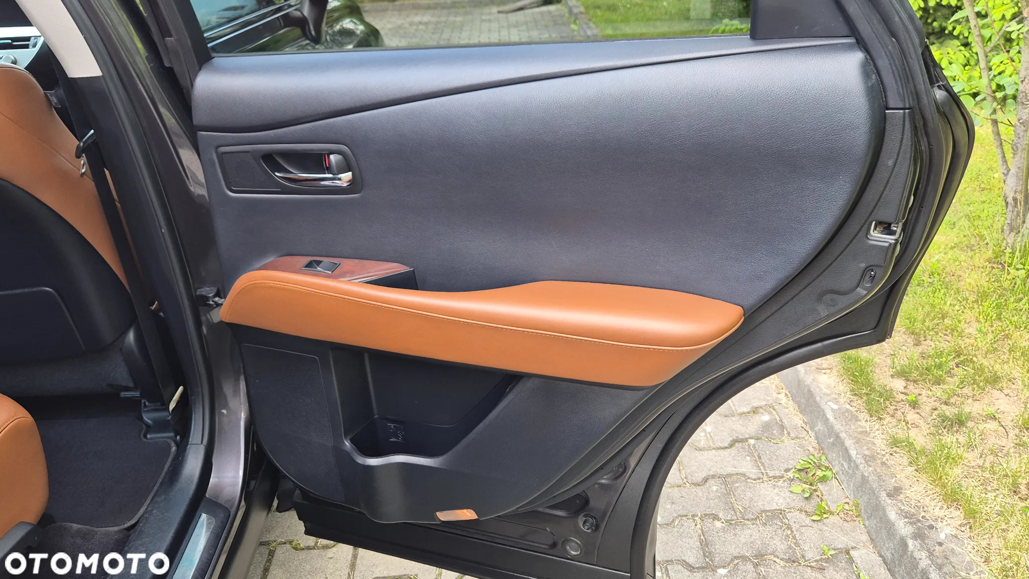 Lexus RX 450h Prestige - 26