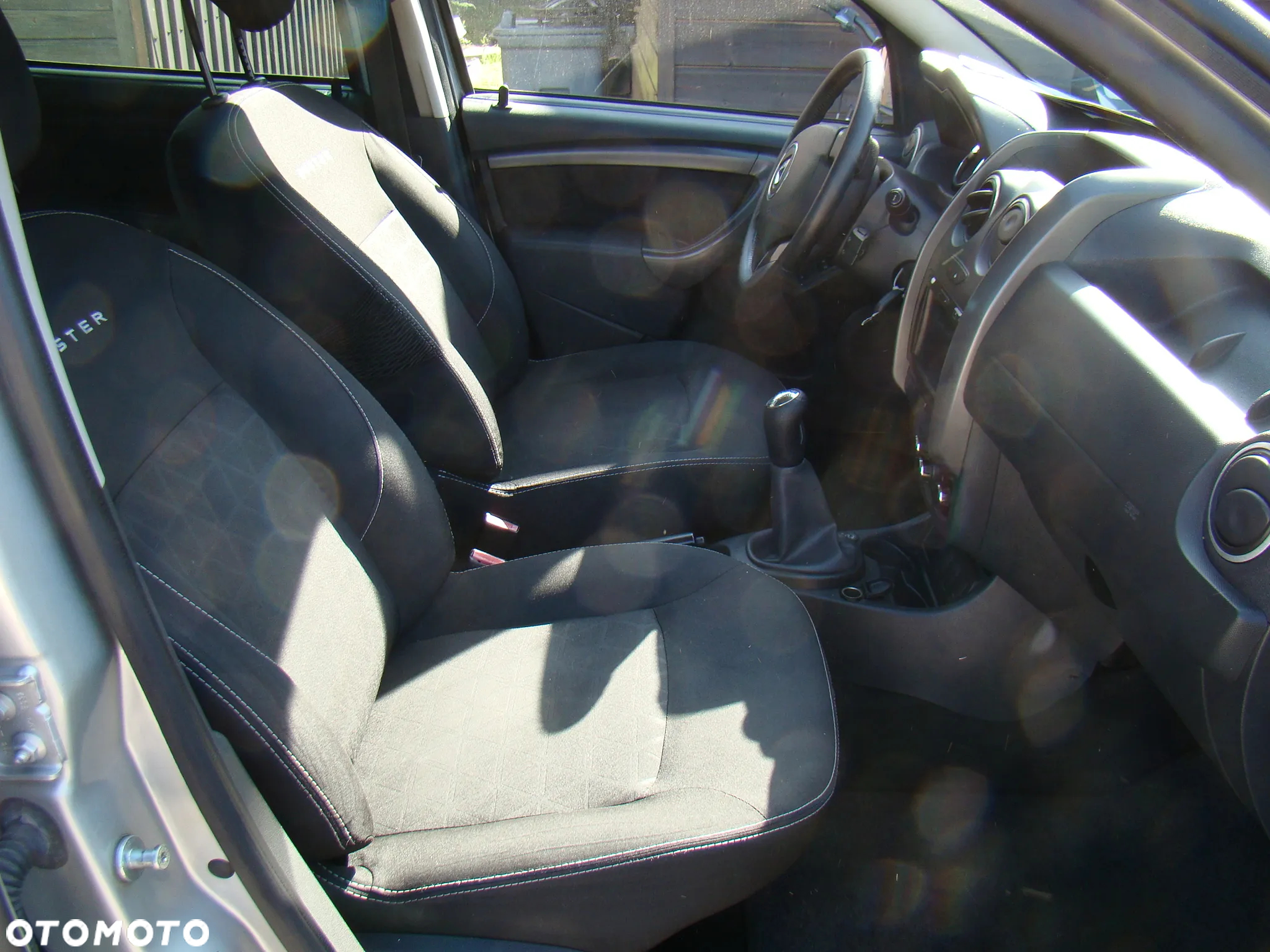 Dacia Duster 1.6 16V 4x2 Essentiel - 7