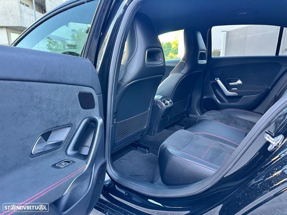 Mercedes-Benz A 200 AMG Line - 27