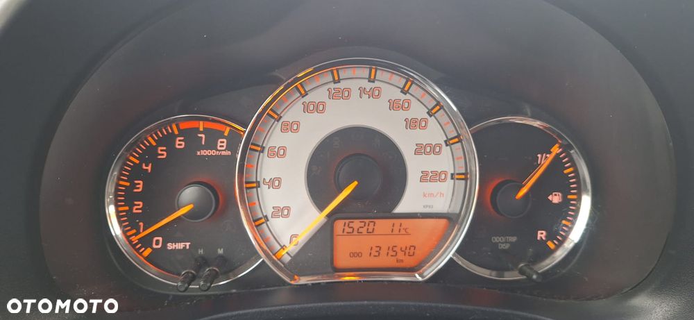 Toyota Yaris 2013 photo 5