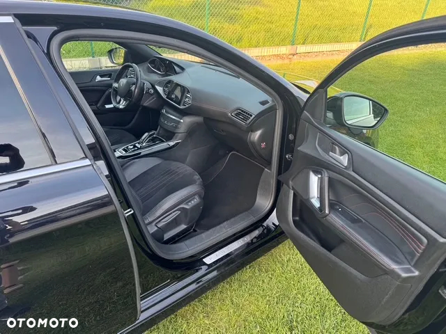Peugeot 308 1.6 PureTech GPF GT S&S EAT8 - 5