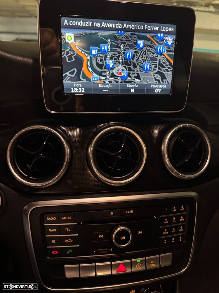 Mercedes-Benz CLA 180 d BlueEFFICIENCY Edition - 14