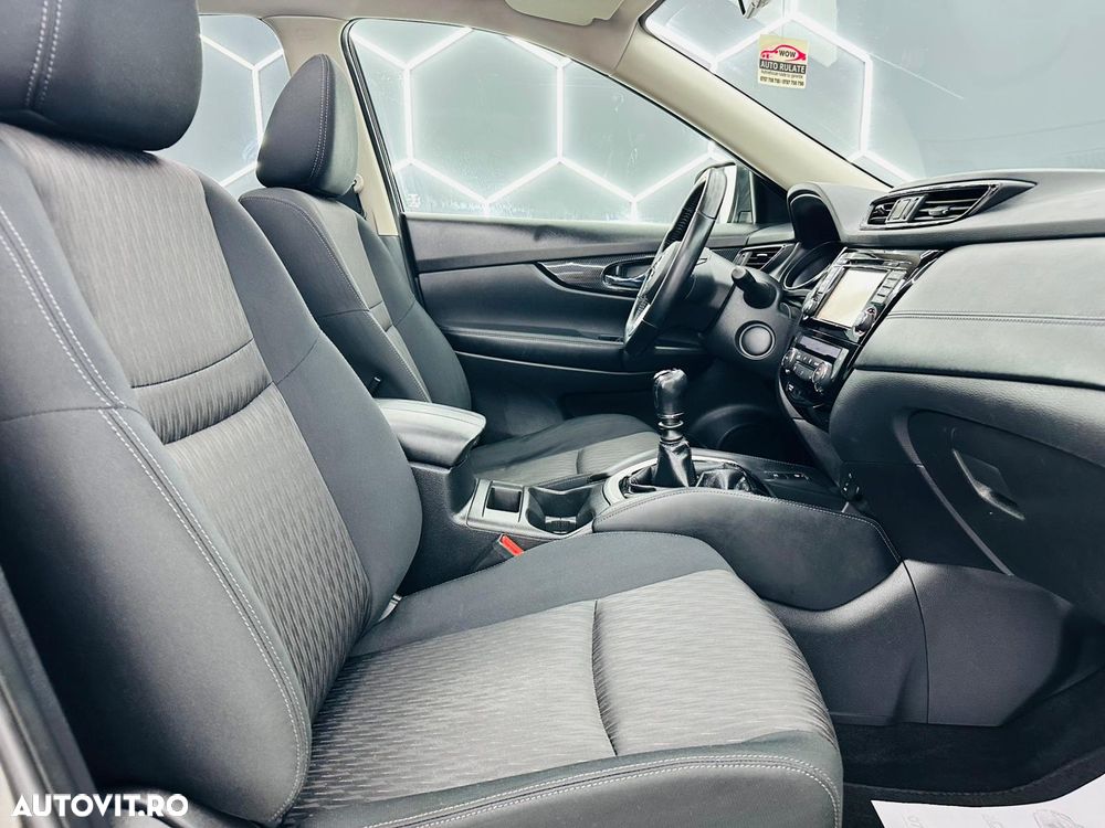 Nissan X-Trail 1.6 dCi N-Connecta - 17