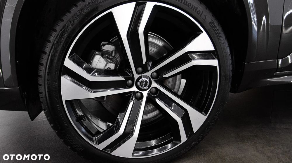 Volvo XC 90 T8 AWD Plug-In Hybrid Plus Dark 7os - 12
