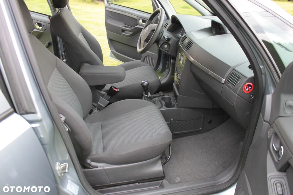 Opel Meriva 1.6 16V - 8