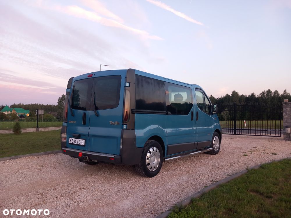 Renault Trafic - 8