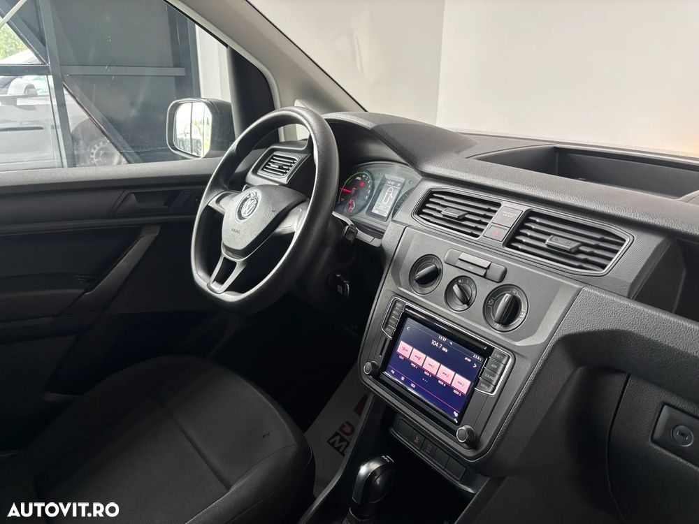 Volkswagen Caddy - 10