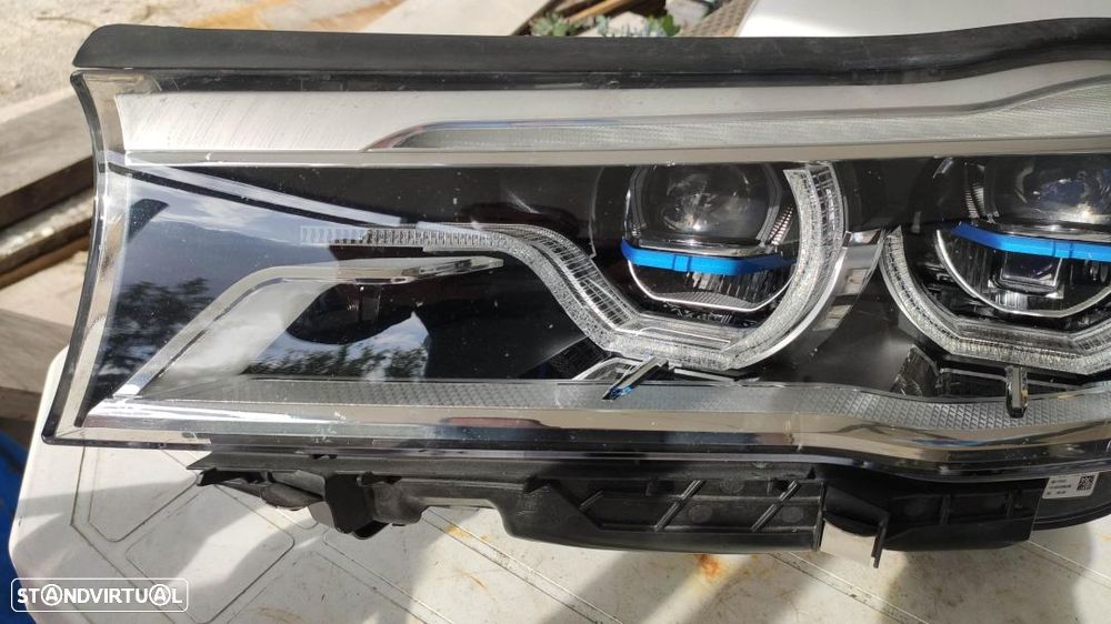 farol esquerdo Laser BMW série 7 G11 - 2