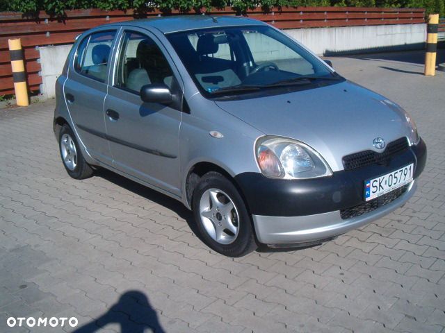 Toyota Yaris - 3