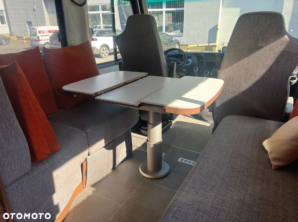 Niesmann-Bischoff FLAIR 920EK - 17