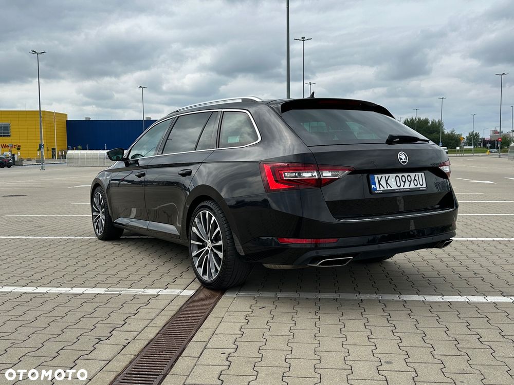 Skoda Superb 2.0 TSI 4x4 L&K DSG - 10