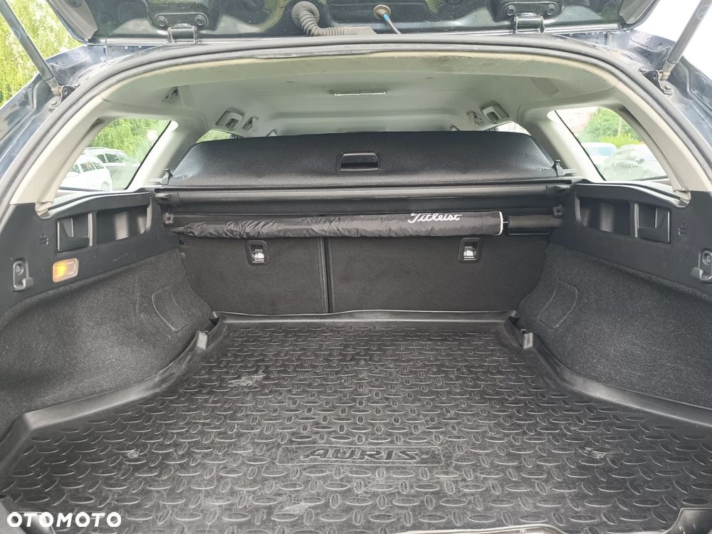 Toyota Auris - 23