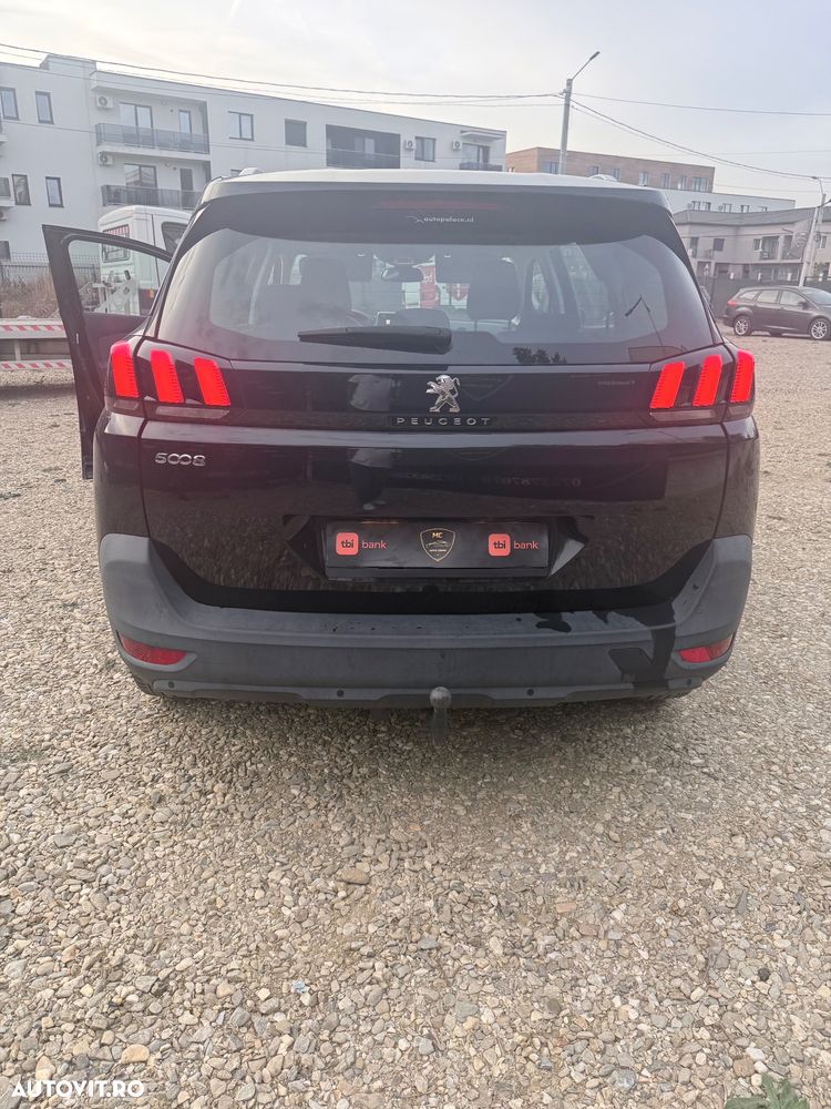 Peugeot 5008 - 6