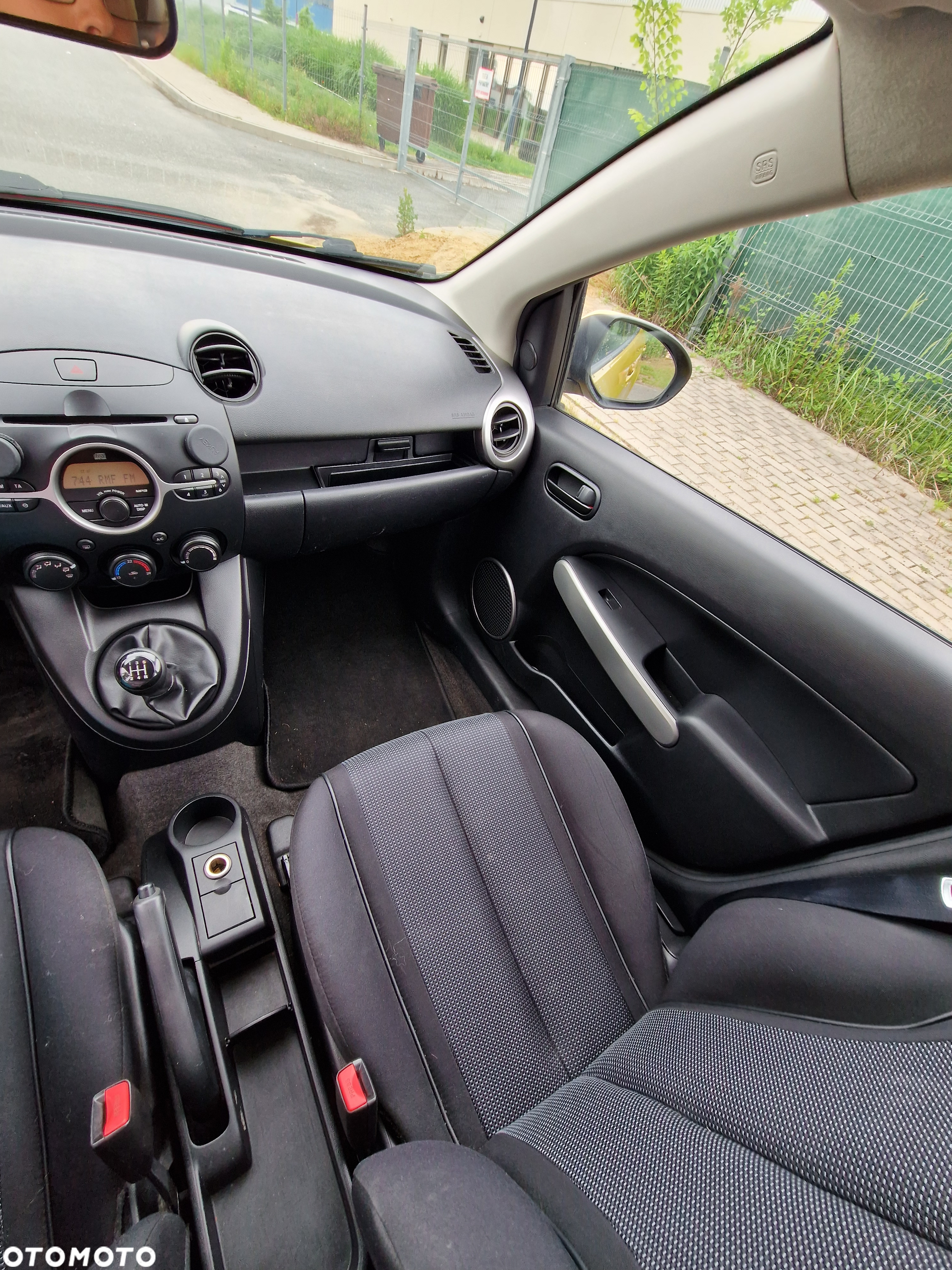 Mazda 2 1.3 Exclusive - 11