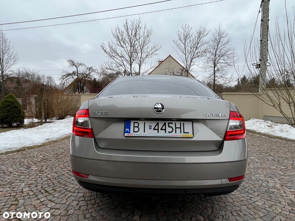Skoda Octavia 1.4 TSI Ambition - 10