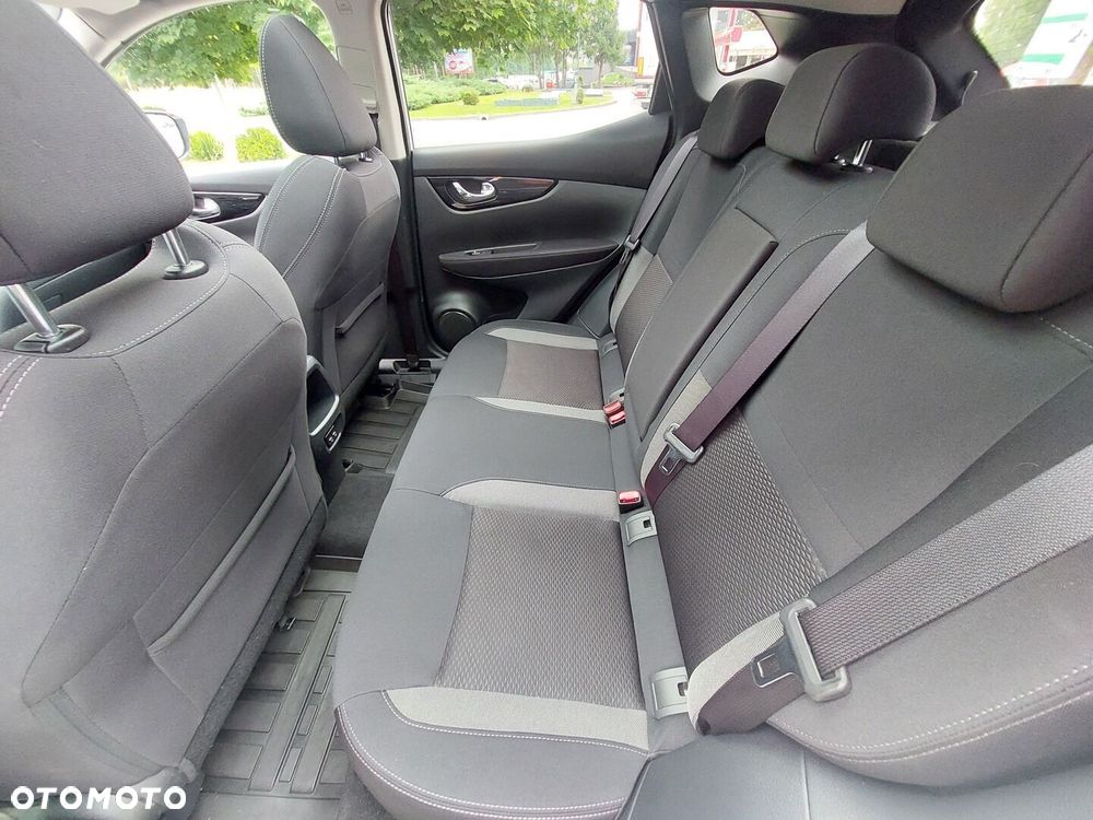 Nissan Qashqai 1.5 dCi Visia DCT - 9