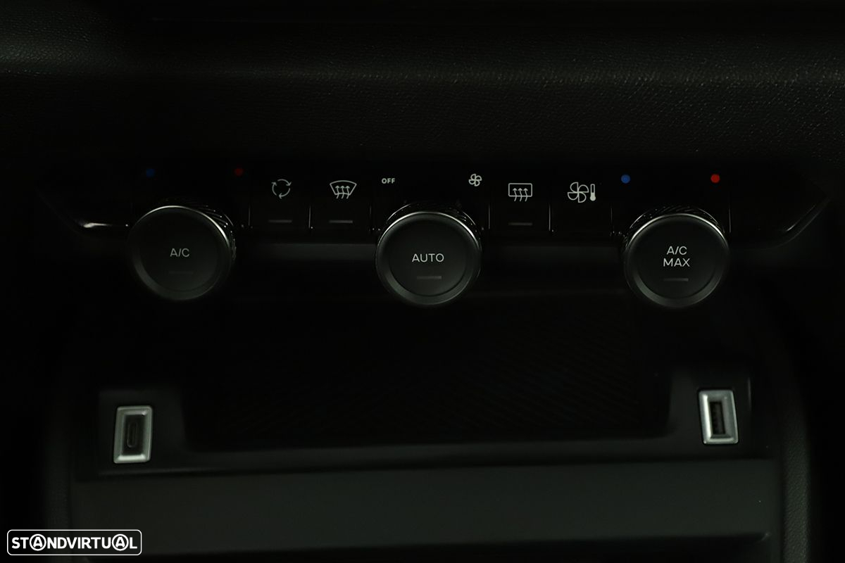 Citroën C4 1.2 PureTech Plus EAT8 - 14