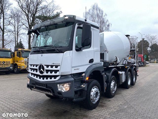 Mercedes-Benz Arocs 3240 8x4 Betonomieszrka Liebherr 9 m3  z Niemiec - 3