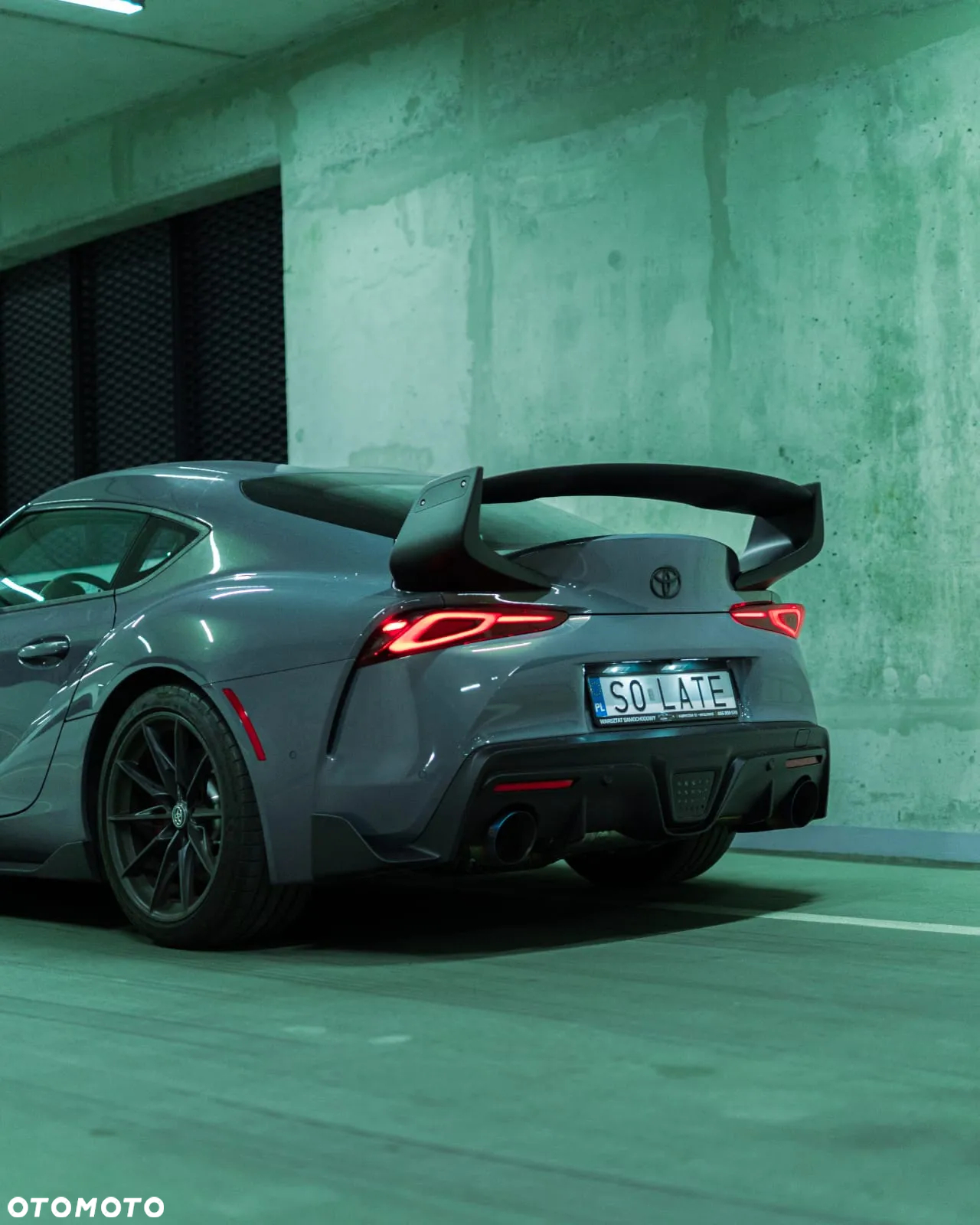 Toyota Supra - 12