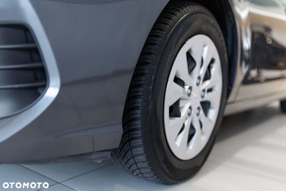 Hyundai i30 1.4 Comfort - 14