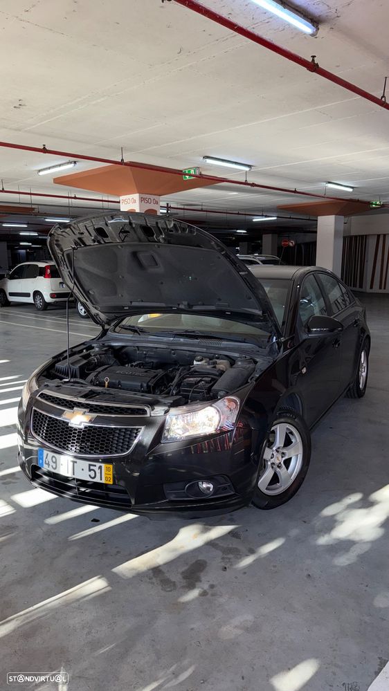 Chevrolet Cruze 1.6 LS - 22