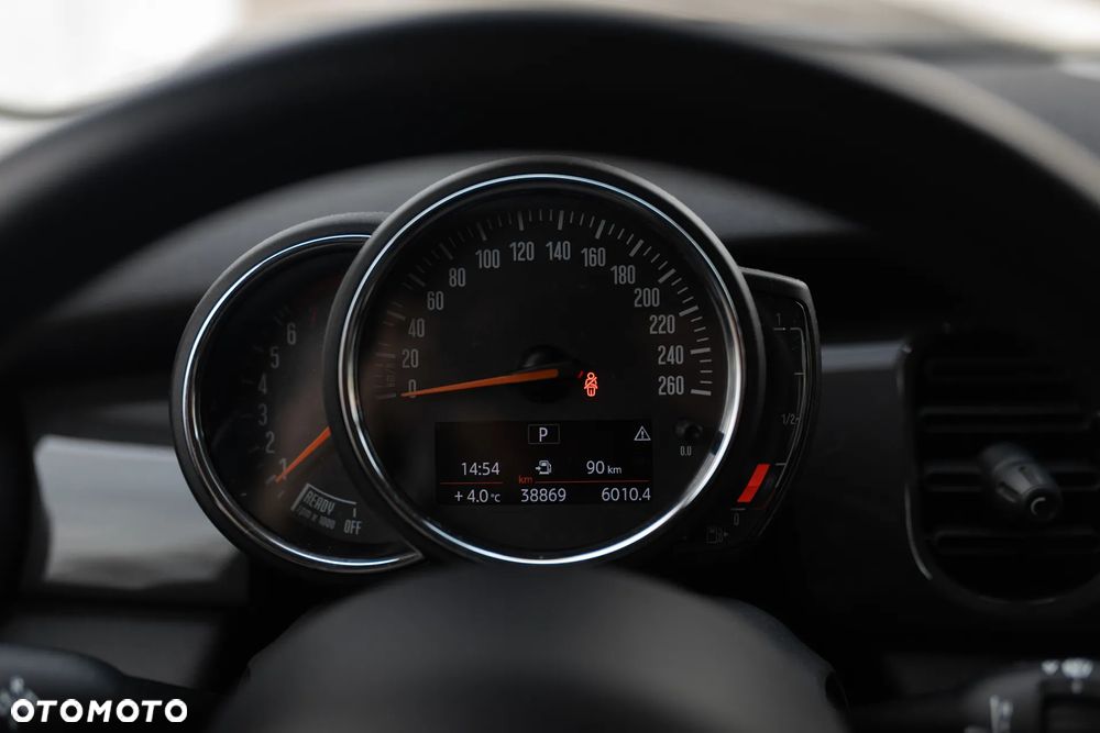 MINI Cooper Standard - 23