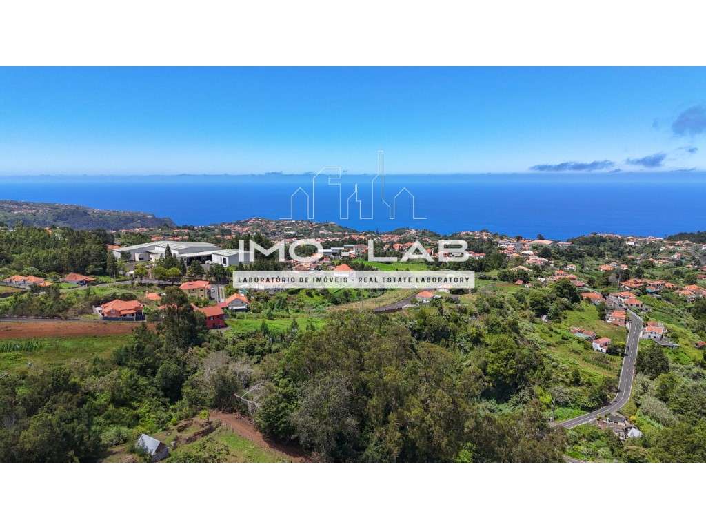 Terreno com 26.180m2 em Santana - Grande imagem: 2/15