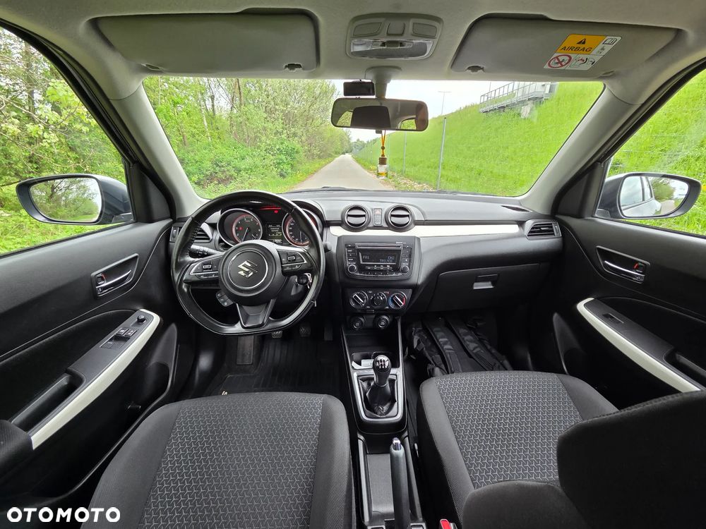 Suzuki Swift 1.2 Dualjet SHVS Premium - 8