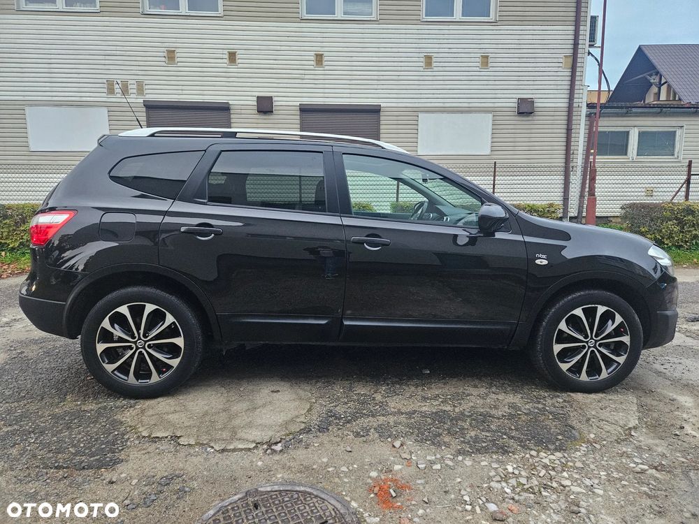 Nissan Qashqai+2 - 10