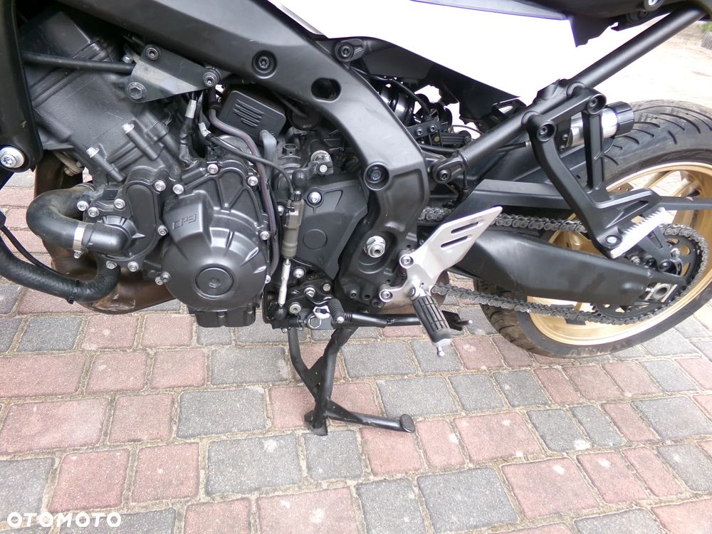 Yamaha MT - 6