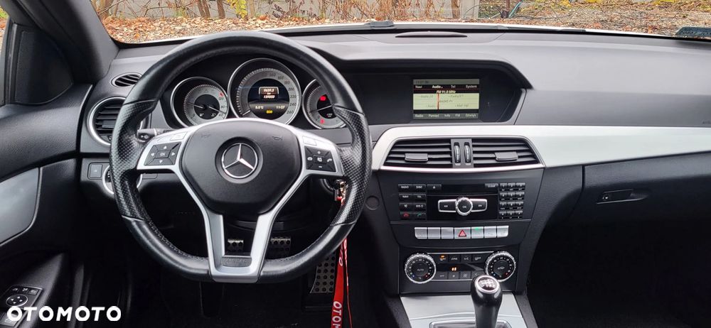 Mercedes-Benz Klasa C 180 (BlueEFFICIENCY) - 21