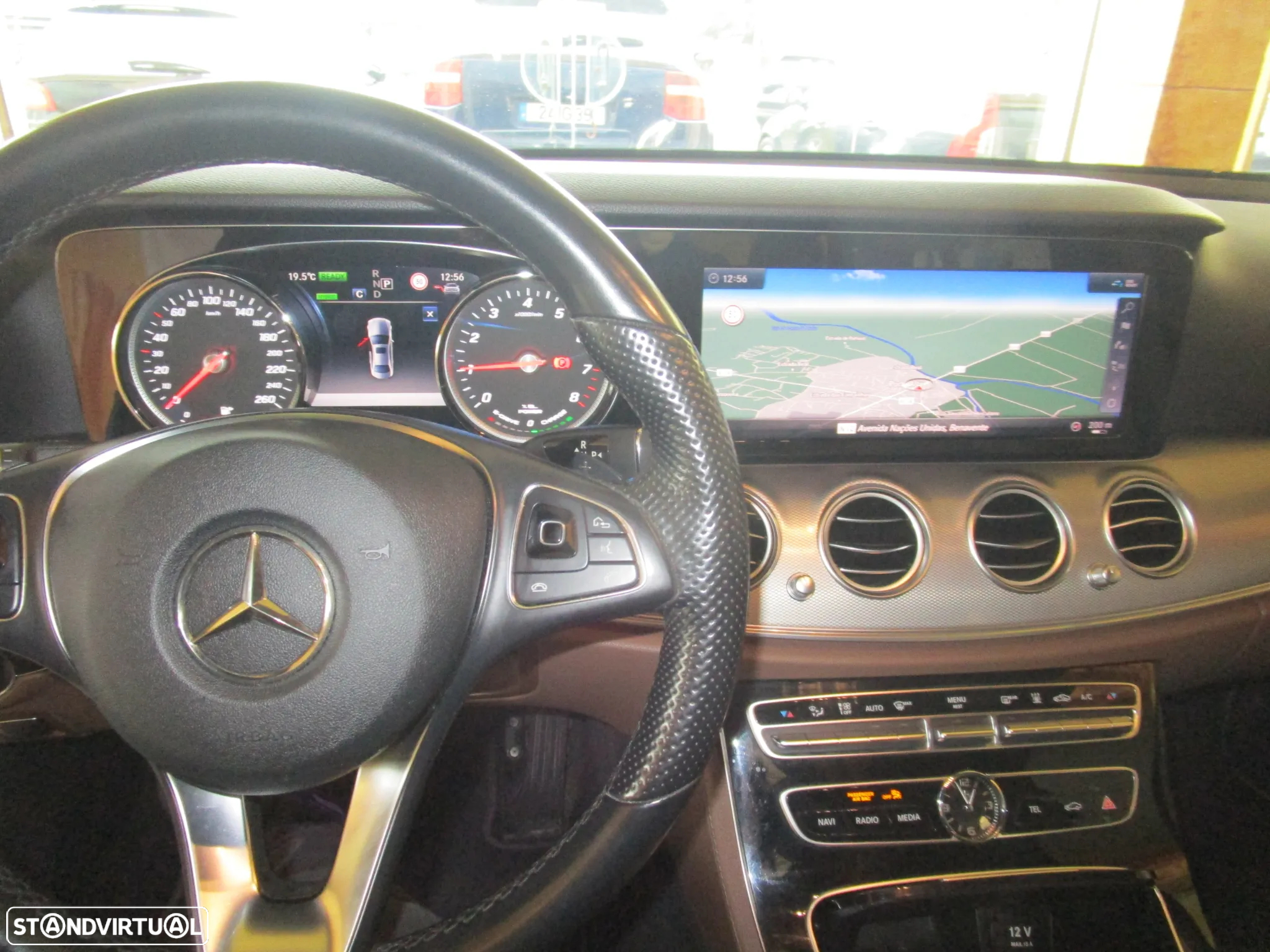 Mercedes-Benz E 350 e Avantgarde - 52